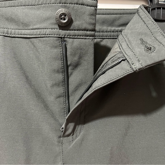 Eddie Bauer Skort Women 10 Dark Gray Jersey Pockets Zipped Logo Golf Performance - Picture 5 of 10
